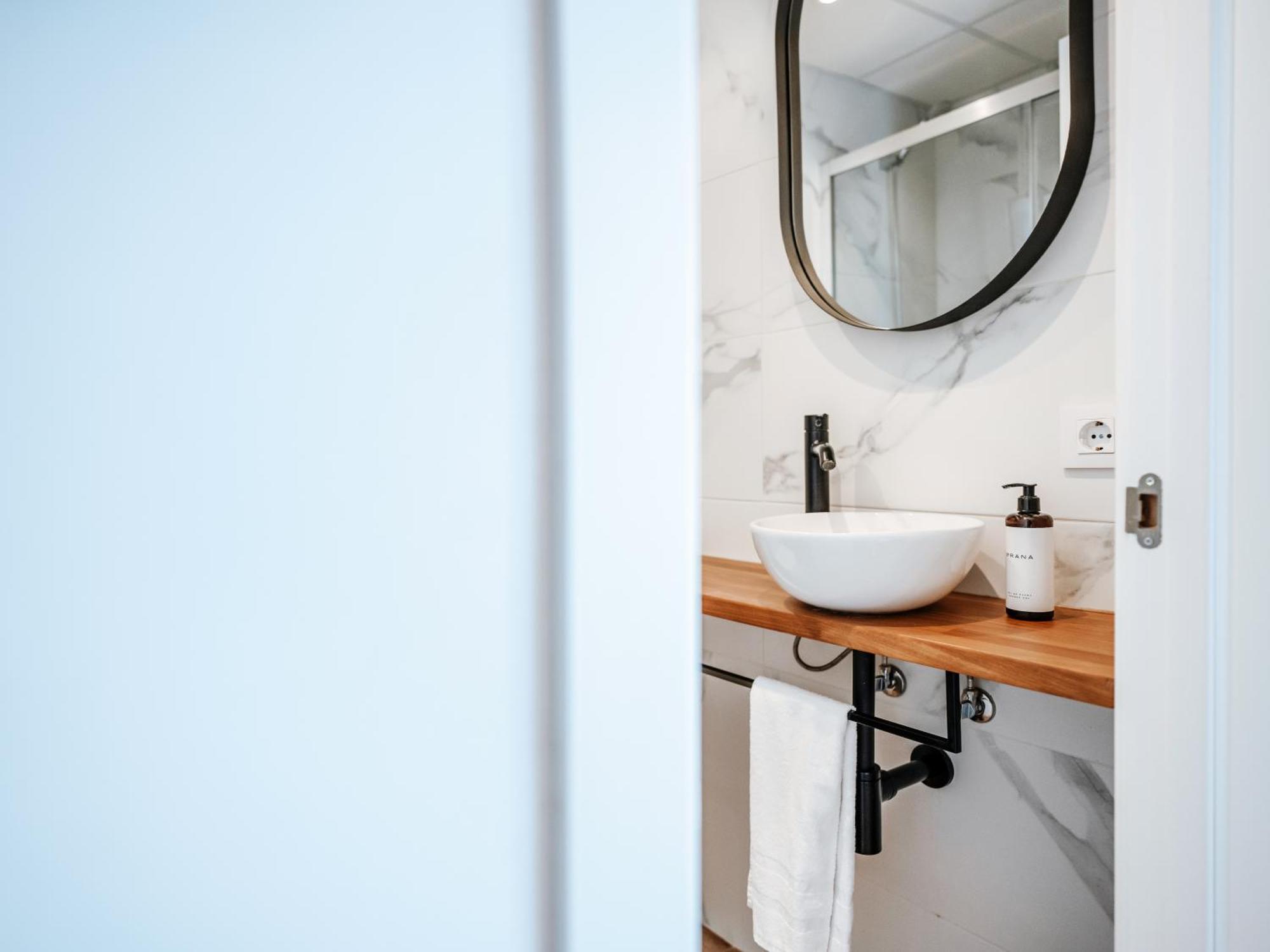 Sweet Lloret Suites โยเรตเดมาร์ ภายนอก รูปภาพ