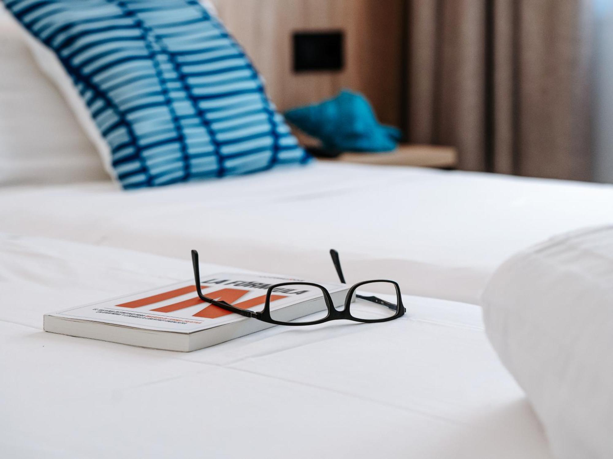 Sweet Lloret Suites โยเรตเดมาร์ ภายนอก รูปภาพ