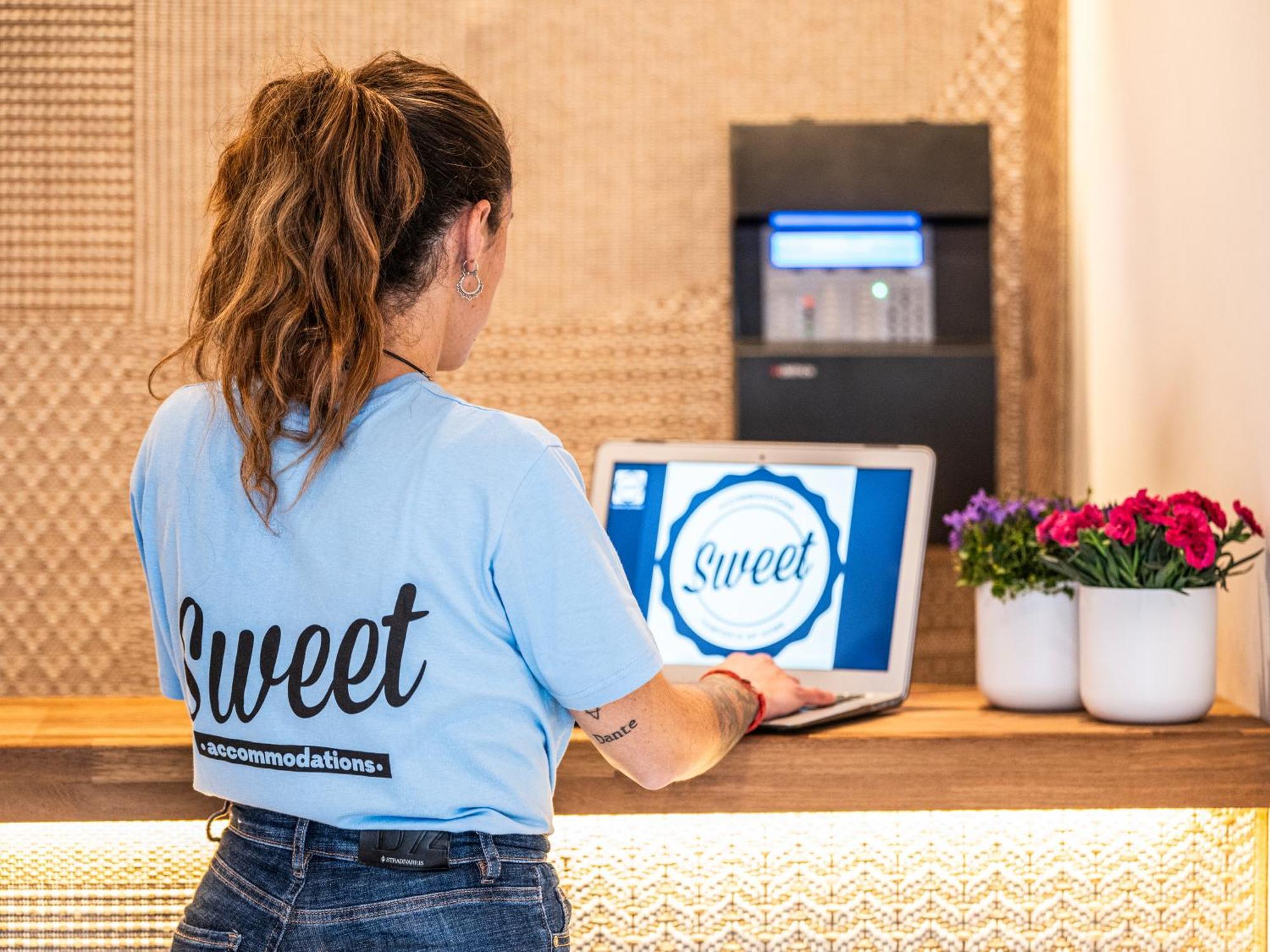 Sweet Lloret Suites โยเรตเดมาร์ ภายนอก รูปภาพ