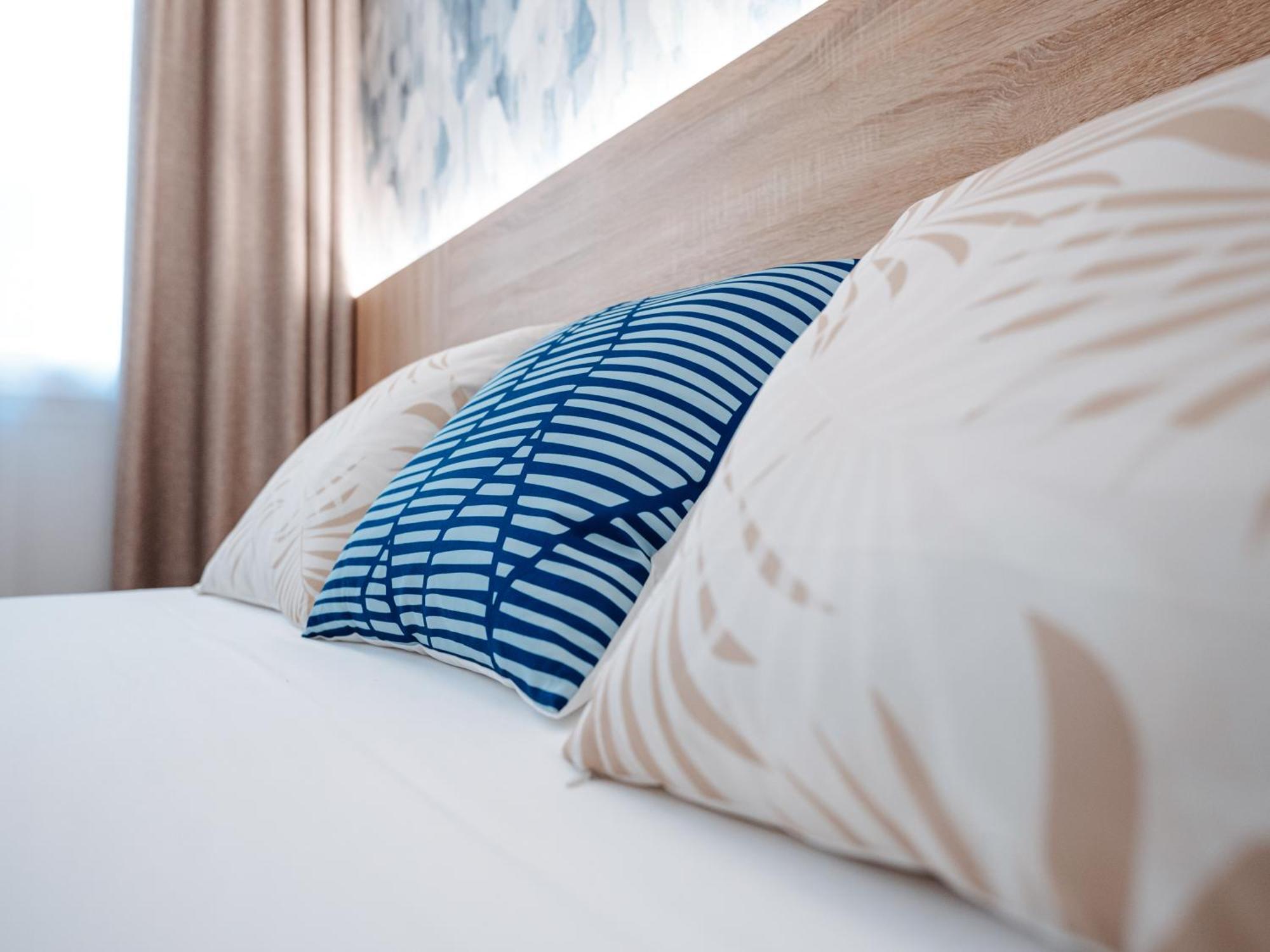 Sweet Lloret Suites โยเรตเดมาร์ ภายนอก รูปภาพ